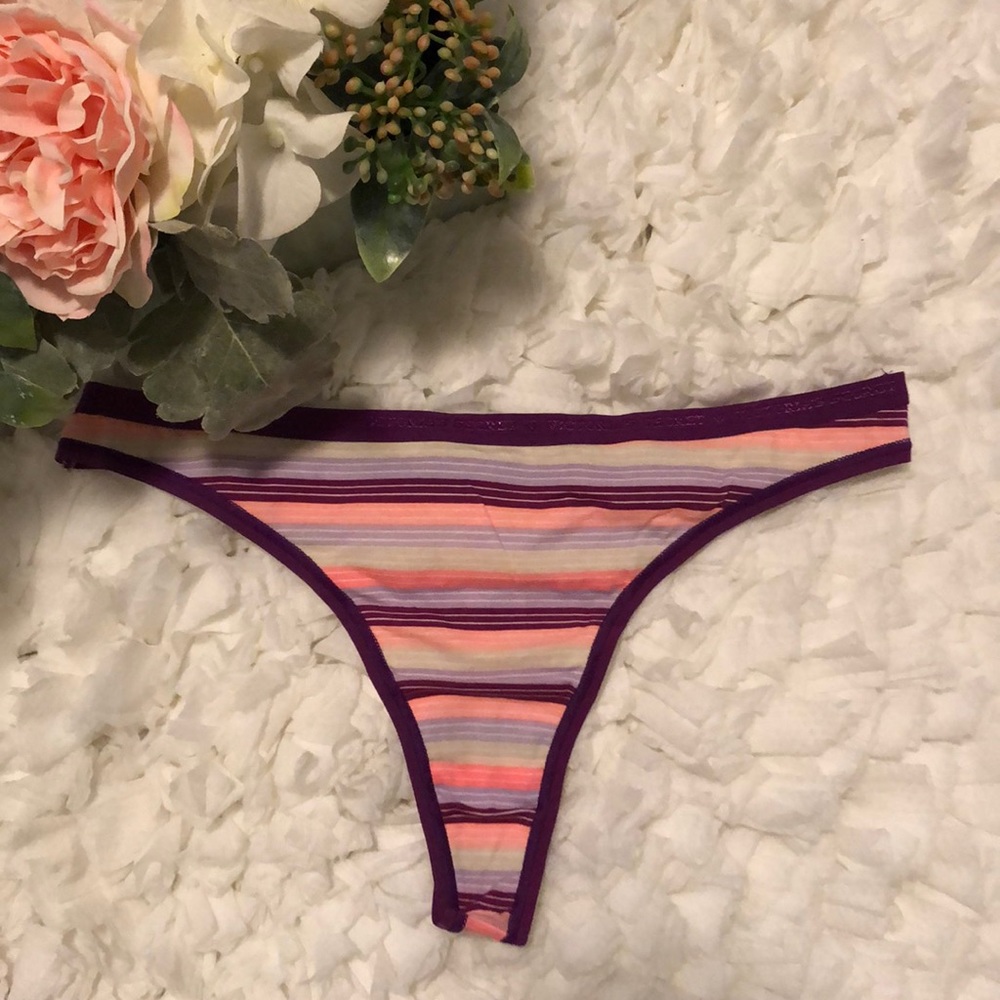 NWT. Victoria secrets striped thong.